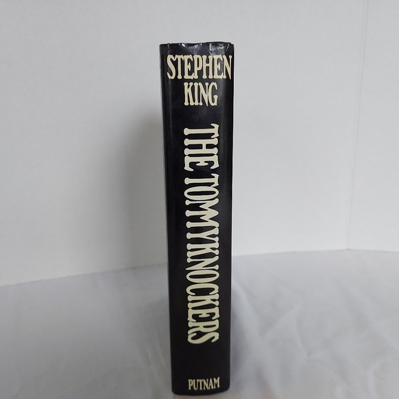 Stephan King Hard Cover  Tommyknockers, First Edition - Picture 3 of 6